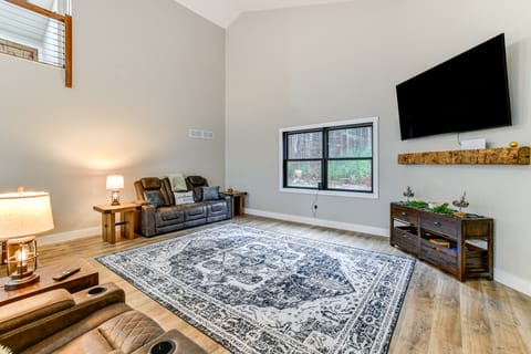 Brantingham Home: ATV & Snowmobile Trails On-Site! House in Adirondack Mountains