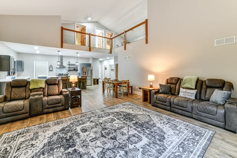 Brantingham Home: ATV & Snowmobile Trails On-Site! House in Adirondack Mountains