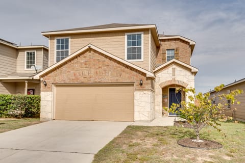 Near Hiking Trails: Home w/ Deck in San Antonio! House in San Antonio