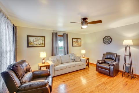 4 Mi to Kentucky Downs: Countryside House House in Tennessee