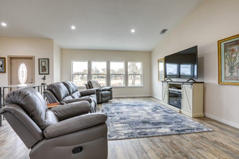 On-Site Winery: Rural Plymouth Getaway! House in Calaveras County