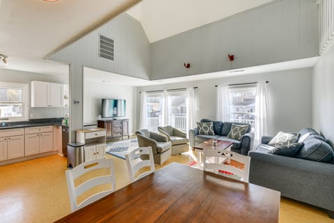 Furnished Deck! Waterfront Ocean Pines Home House in Ocean Pines