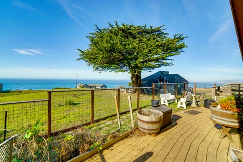 Private Beach Access: Pet-Friendly California Gem! House in Mendocino County