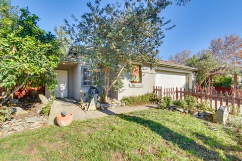 4 Mi to San Joaquin River: Peaceful Patterson Home House in Patterson