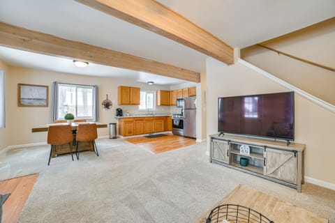 2 Blocks to Higgins Lake: Family-Friendly Home House in Michigan