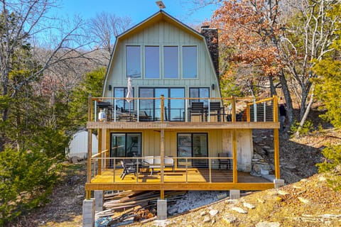 Fish, Swim & Kayak: Spacious Beaver Lake Home! House in Beaver Lake