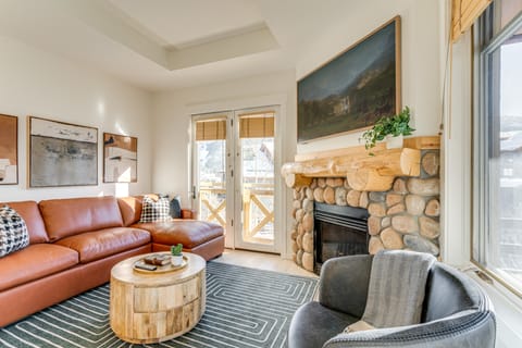 Walk to Lifts: Copper Mtn Condo in Center Village Apartment in Copper Mountain