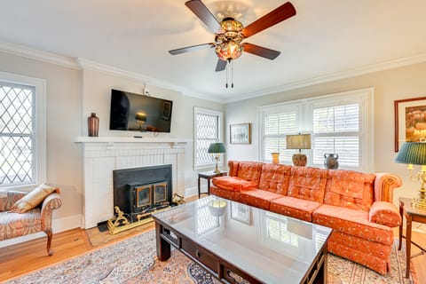 Walk to UK Campus: Charming Home w/ Patio! House in Lexington