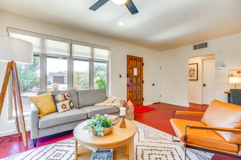 Gazebo, Patios & Grill: Colorful Tucson Retreat! House in Catalina Foothills