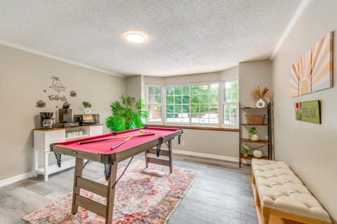 Foosball Games & Al Fresco Dining: Pensacola Home! House in Pensacola