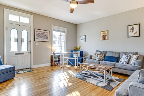 East End River Retreat: Dogs Welcome! House in Indiana