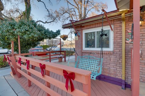 Close to Midtown! Cozy Reno 'River Cottage' Apartment in Reno