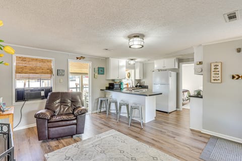 Private Dock + Fire Pit: Gantt Lake Getaway! House in Alabama