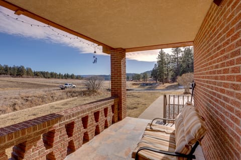 Mtn-View Retreat Near Hiking in Bayfield! Apartment in La Plata County