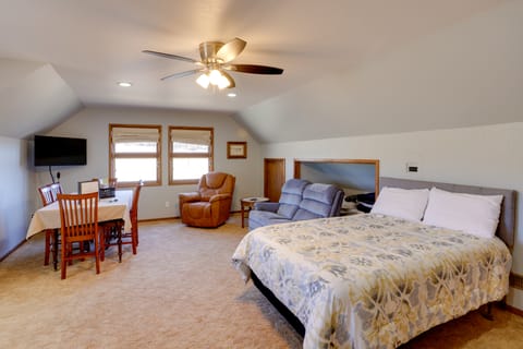 Mtn View: Cozy Couple's Retreat in Bayfield! Apartment in La Plata County