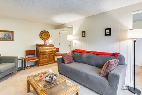 2 Mi to University of Oregon: Pet-Friendly Abode Apartment in Eugene
