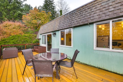 2 Mi to University of Oregon: Pet-Friendly Abode Apartment in Eugene