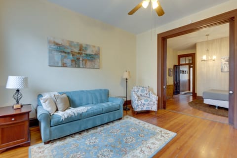STL Apartment: Close to Downtown! Apartment in Saint Louis