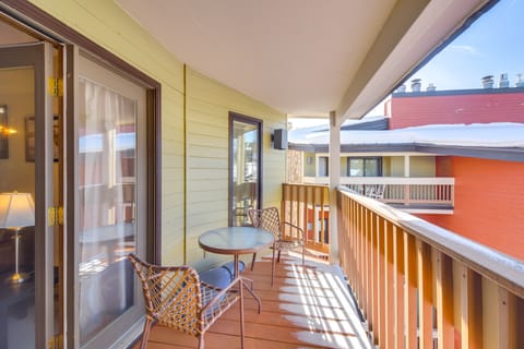 Pool + Hot Tub Access: Condo in Winter Park! Apartment in Fraser