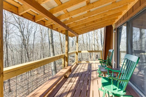 Hot Tub, Deck & Fire Pit: Secluded Cabin in Murphy House in Tennessee