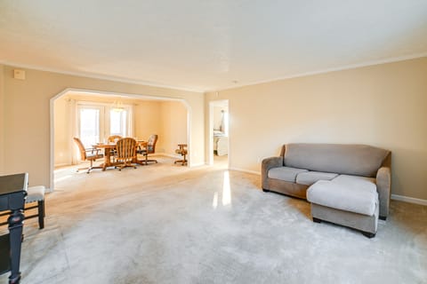 Walk to Ohio River: Golconda Home w/ Water Views! House in Kentucky