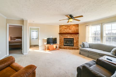 Walk to Ohio River: Golconda Home w/ Water Views! House in Kentucky