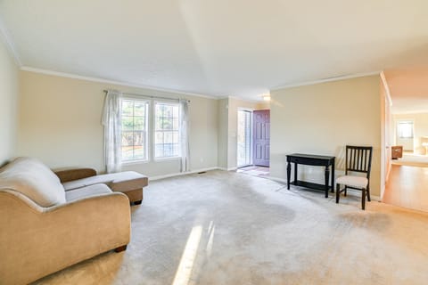 Walk to Ohio River: Golconda Home w/ Water Views! House in Kentucky