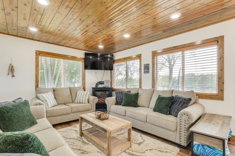 Riverfront Home w/ Private Dock in Wisconsin Dells House in Wisconsin