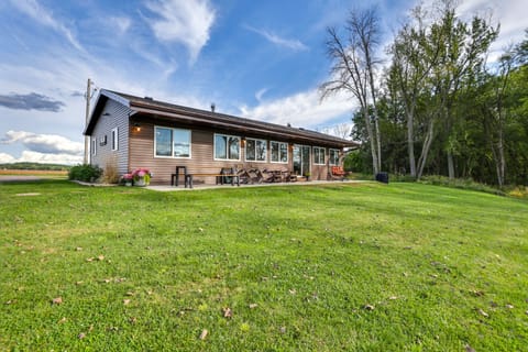 Riverfront Home w/ Private Dock in Wisconsin Dells House in Wisconsin