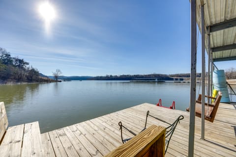 Lake Views & On-Site Hiking: Cape Fair Cottage Cottage in Table Rock Lake