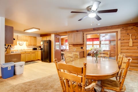 Family Gem Near the Chain of Lakes in Eagle River! House in Wisconsin