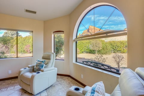 Panoramic Red Rock Views & Hot Tub: Sedona Retreat House in Sedona
