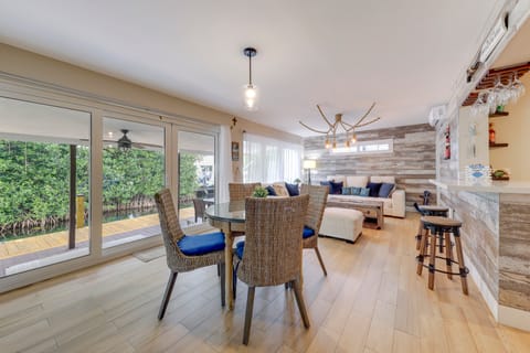 Private Pool & Dock: Waterfront Key Largo Retreat House in Key Largo