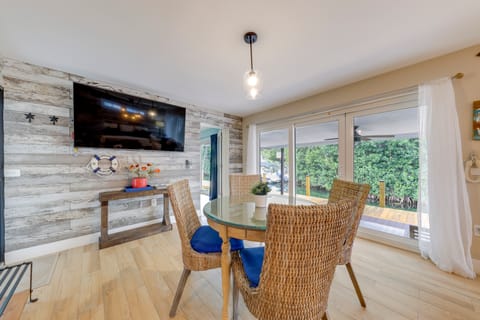 Private Pool & Dock: Waterfront Key Largo Retreat House in Key Largo