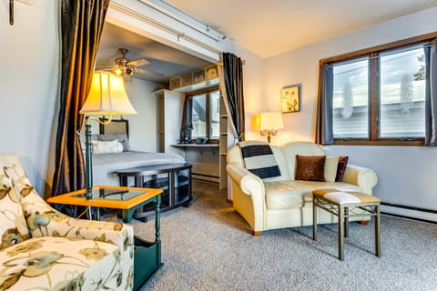 Fish, Hike & Unwind: Studio 2 Mi to Lake Winnebago Apartment in Neenah