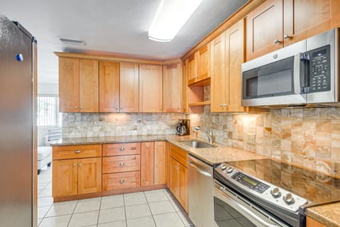 4 Mi to Shore: Family Home in Daytona Beach House in Holly Hill