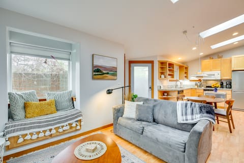 2 Mi to UO: Cozy Retreat in Eugene! Apartment in Eugene