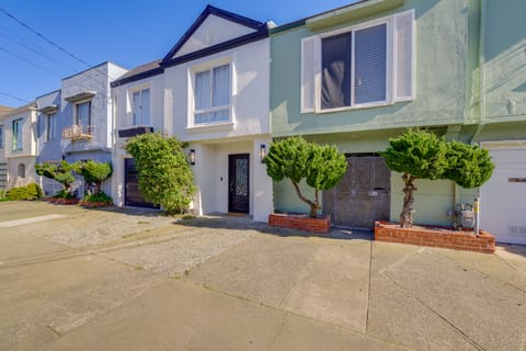 Walk to Ocean Beach: Modern Home w/ Fenced Yard House in San Francisco
