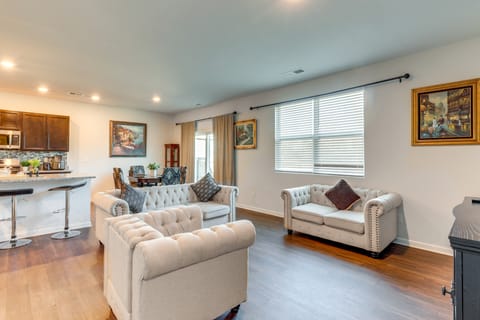 17 Mi to Dtwn Nashville: Family-Friendly Gem House in La Vergne