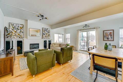 Kayak + Paddleboard: Canal-Front White Lake Escape House in Lake Erie