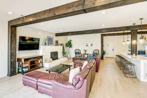 Fish, Boat & Unwind: Old Hickory Lake Retreat House in Hendersonville