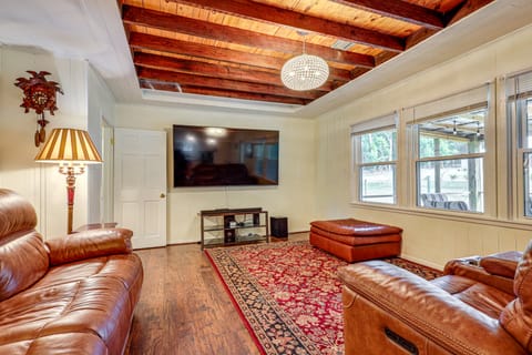 2 Mi to Fairhope Pier: Home w/ Large Yard! House in Point Clear