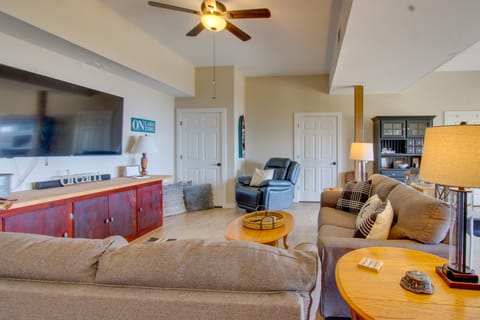 Waterfront Gem w/ Fire Pits & Dock in Georgetown House in Alabama