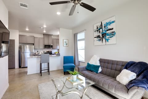 2 Mi to Downtown Temple: Pet-Friendly Home w/ Yard House in Temple