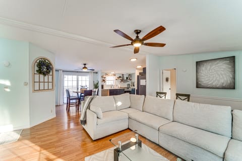 Half-Mi to Lakemont Park: Family-Friendly Home! House in Altoona