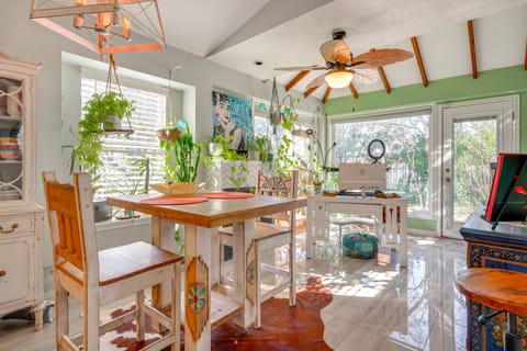 Bring Your Pup! Remote-Work Hub 22 Mi to Austin House in Kyle