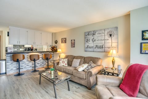 Updated Apt in Dtwn Minneapolis w/ Pool Access! Apartment in Minneapolis