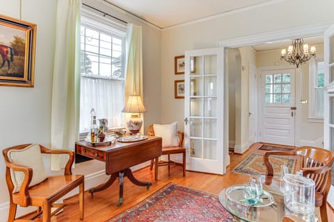 3 Mi to Augusta National: Historic Home w/ Patio House in North Augusta