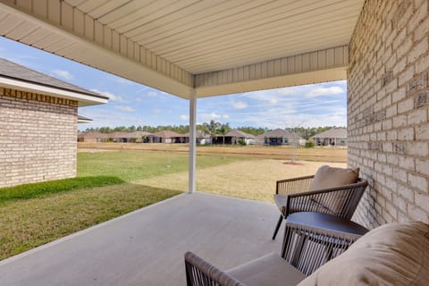 11 Mi to Ocean: Home w/ Pool Access in Palm Coast House in Palm Coast