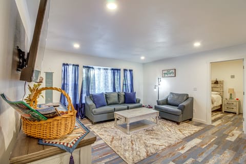 Near Ocean: 'Home Away From Home' in Gold Beach House in Oregon